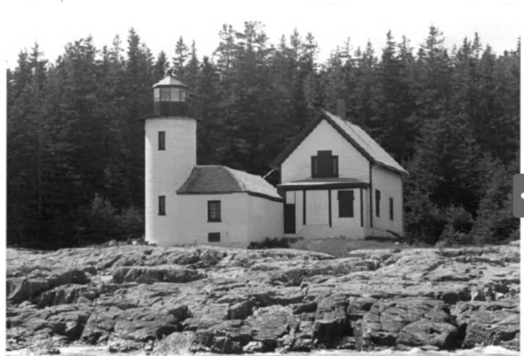 Narraguagus Light Station House maineterrain.com